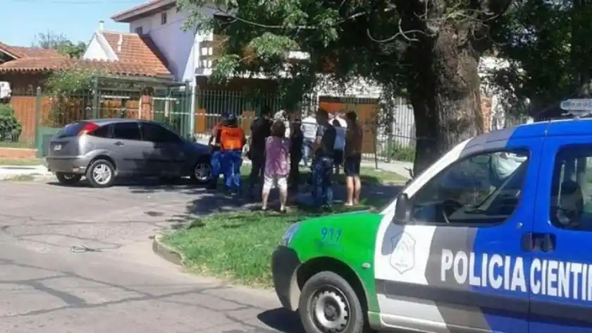 Un policía mató a un vecino médico que se estaba defendiendo de un asalto