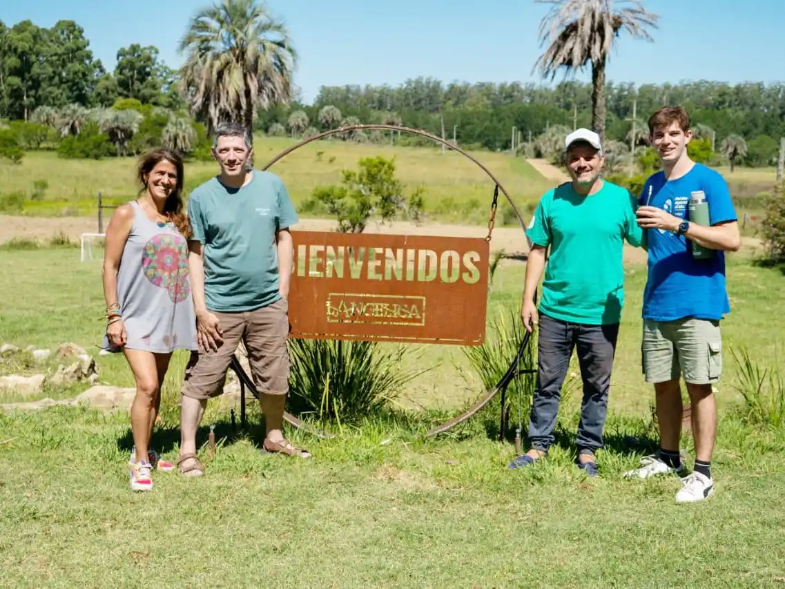 Periodistas y operadores vivieron la experiencia de volar con Humming Airways