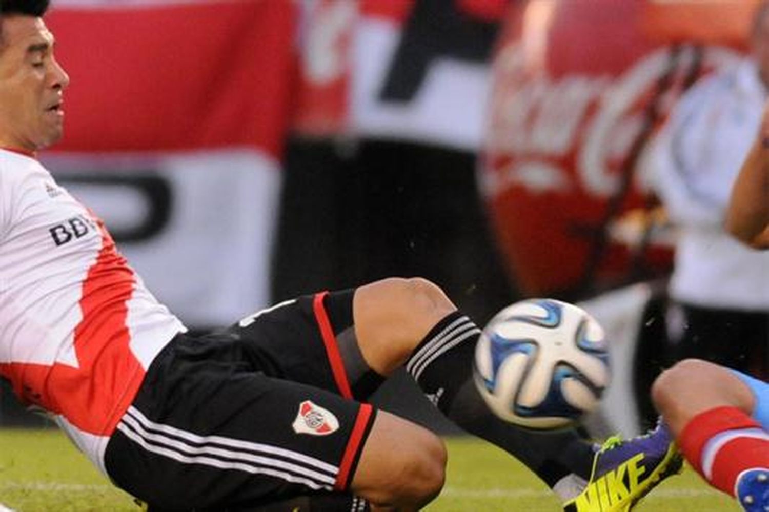 River goleo Belgrano por 3 a 0 y sigue cómodo en lo más alto de las posiciones