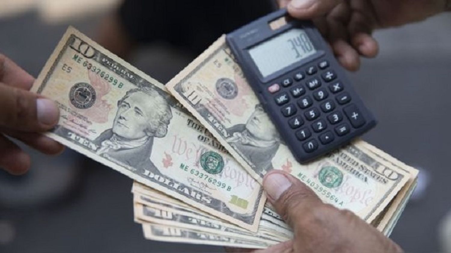 SE LES CHISPOTEÓ: régimen revela tipo de cambio de Bs. 1.235.920 por dólar para enero del 2021