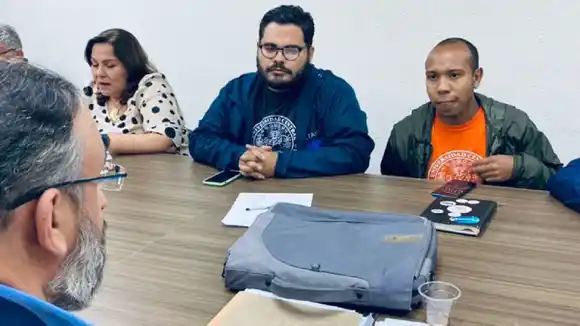 UNIVERSITARIOS QUIEREN OBSERVAR las primarias y esto es lo que plantean