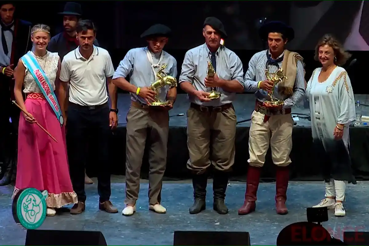 El santafesino José Perret ganó el primer premio de Tropillas en Diamante: “Es mucho para mí”