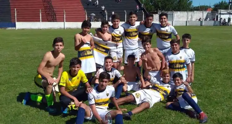 Independencia es el segundo finalista del Clausura de quinta