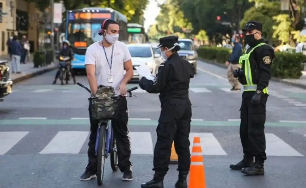 Abrieron 2.703 causas penales en Rosario por violar la cuarentena