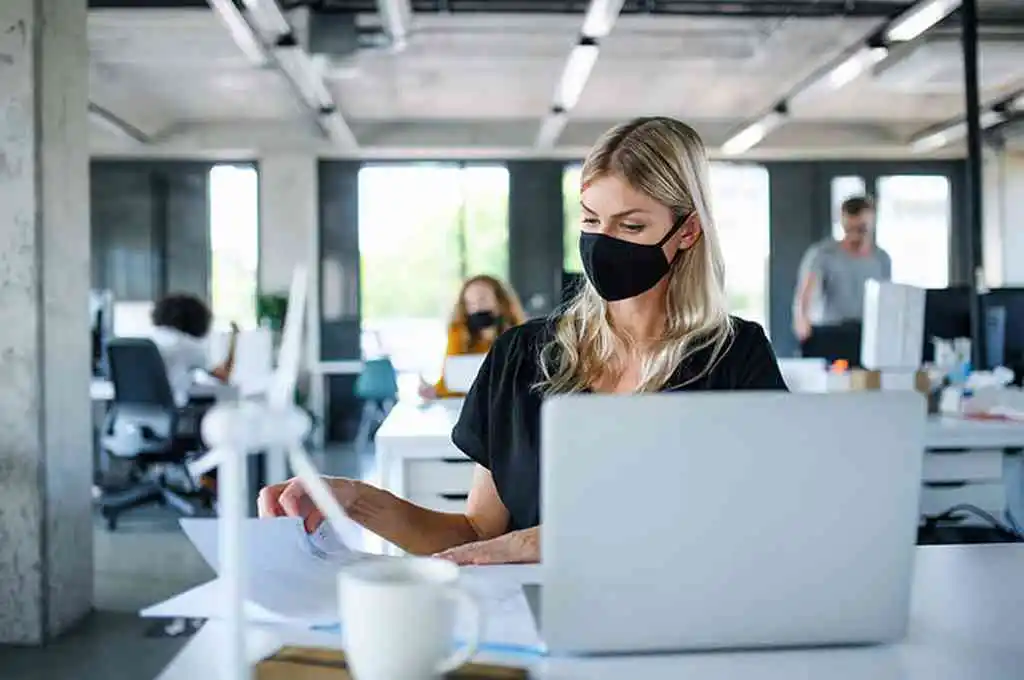 Una de cada dos empresas aplicará horarios flexibles o modelos de trabajo mixto