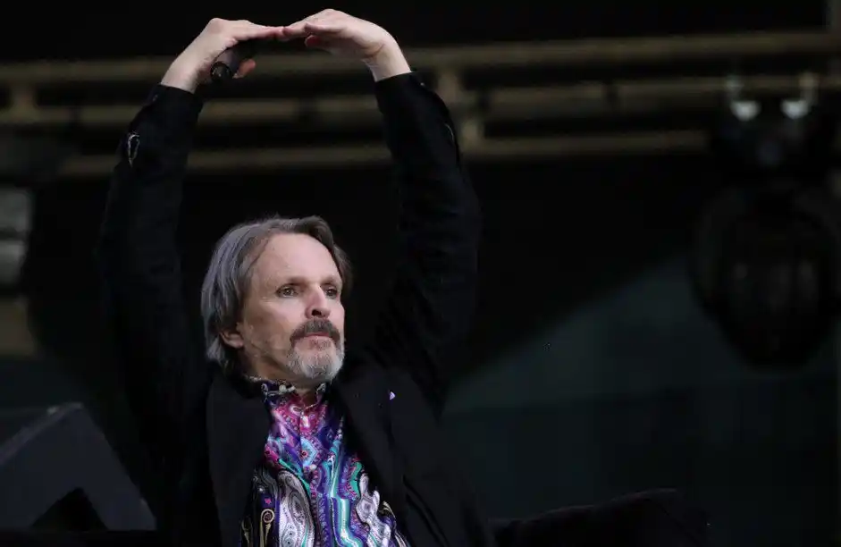 A rey muerto… Expareja de Miguel Bosé presume su nuevo amor