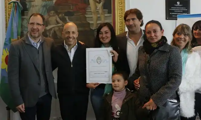Más de 130 vecinos tramitaron y obtuvieron las escrituras de sus viviendas. 