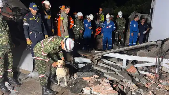 Dos muertos y más de 40 heridos tras desplomarse el techo durante una boda en Colombia