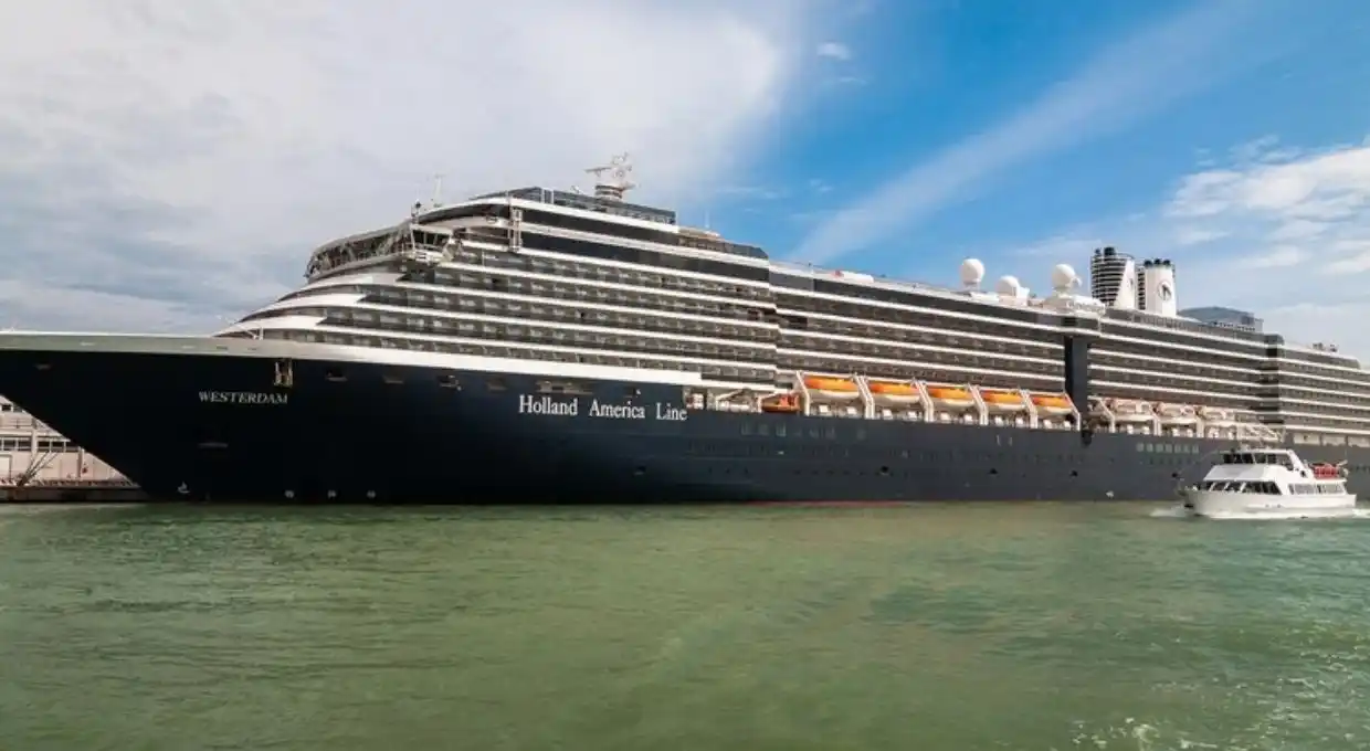 Otro crucero sospechado de contener un brote de coronavirus
