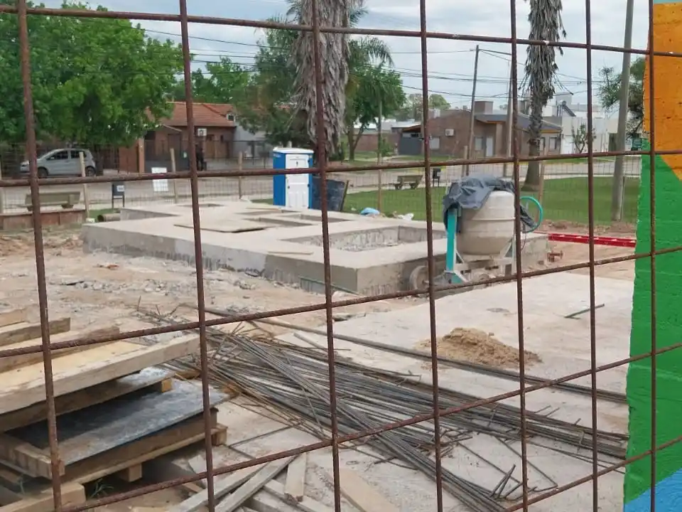 Bases de la estación elevadora de plaza del Docente, una pieza clave del sistema. Foto: Sur24