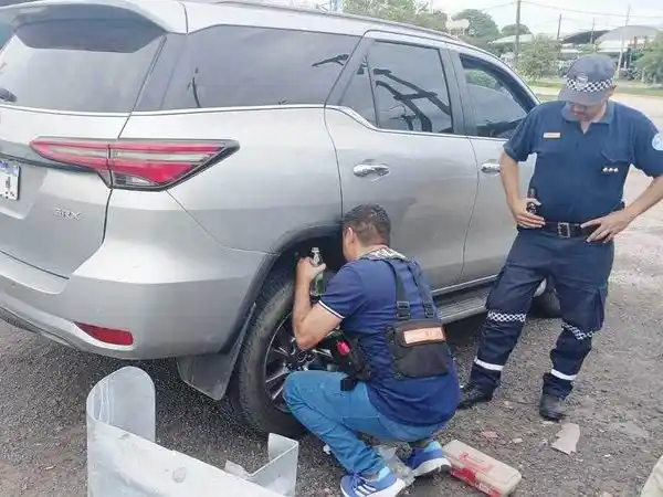 La Policía secuestró una camioneta
de alta gama robada en Buenos Aires