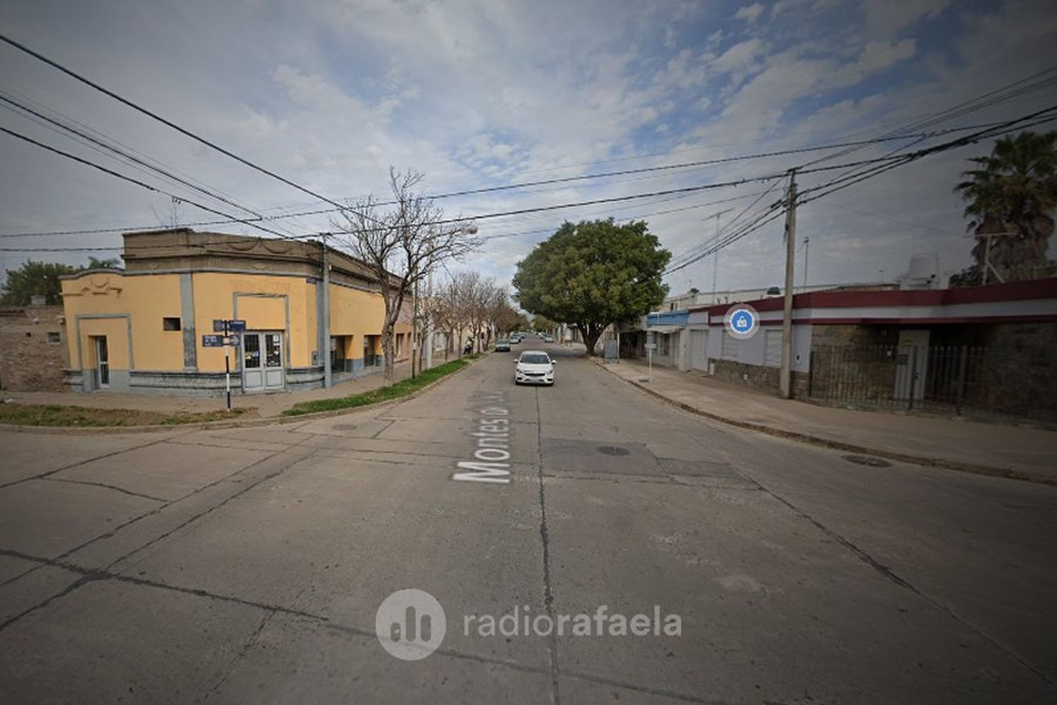 Maniataron a un vecino de Barrio Villa Rosas en su propia casa en un violento robo