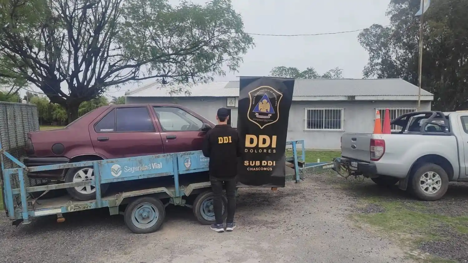 El auto con el que se desplazó el sospechoso