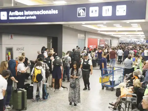 Casi 4 millones de pasajeros viajaron por el país en abril