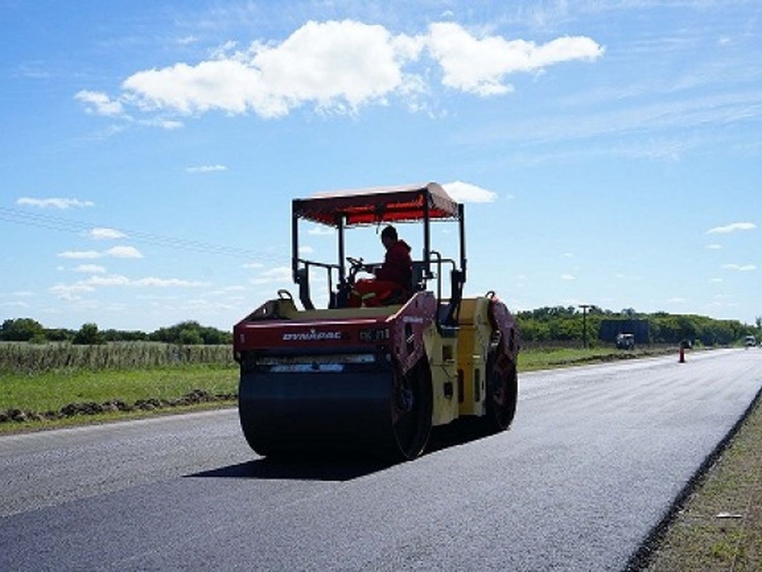Ruta 2: comenzó la etapa final de las obras de repavimentación