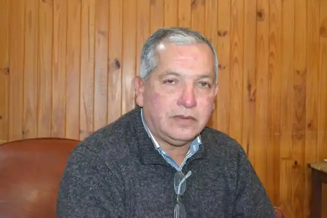 “Hay más de cien personas que colaboran ad honórem con el Club“