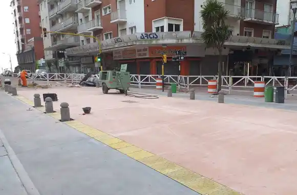 Arroyo: "Prometí que Mar del Plata se iba a poner de pie y eso está haciendo"