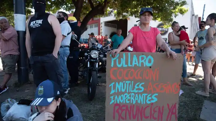Protestas policías en Santa Fe