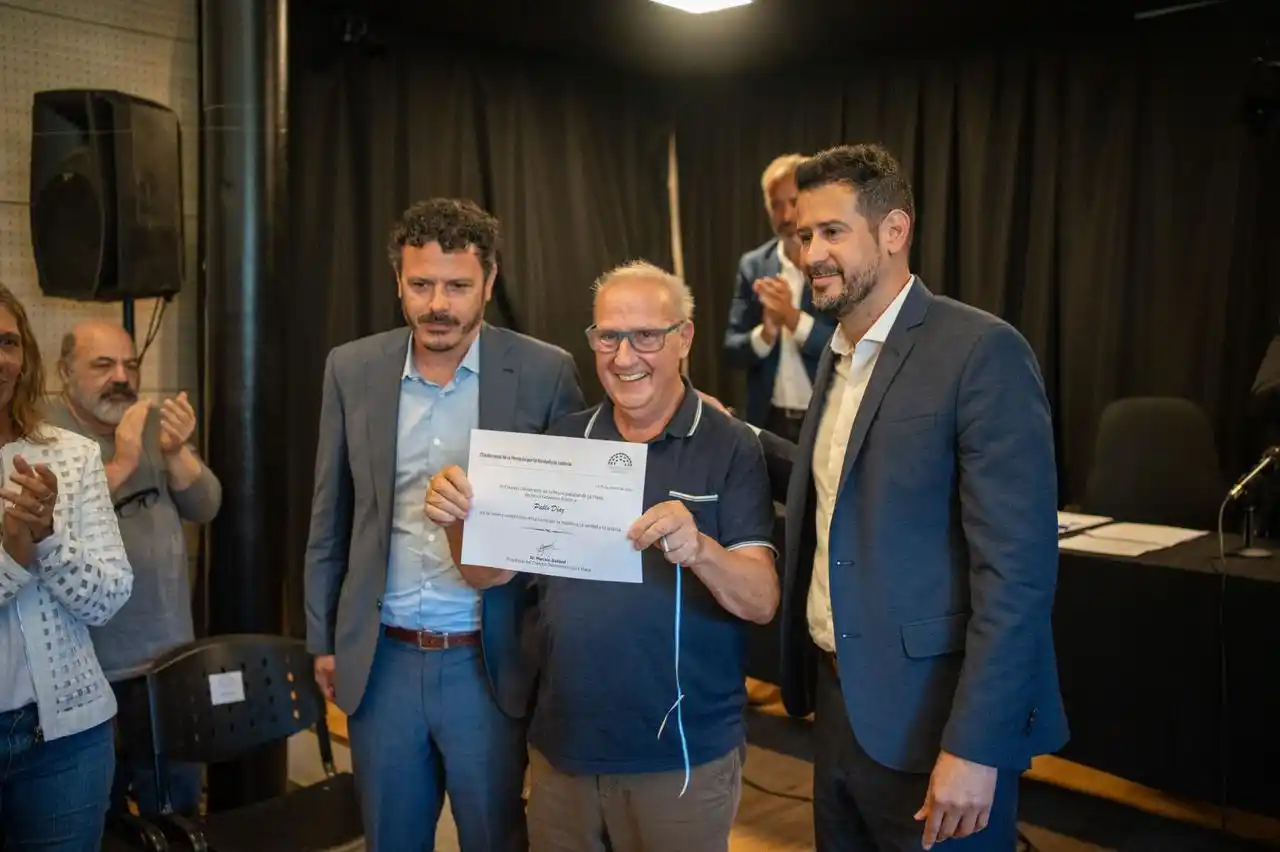 El sobreviviente de La Noche de los Lápices recibió la distinción en el sitio de la Memoria en La Plata.