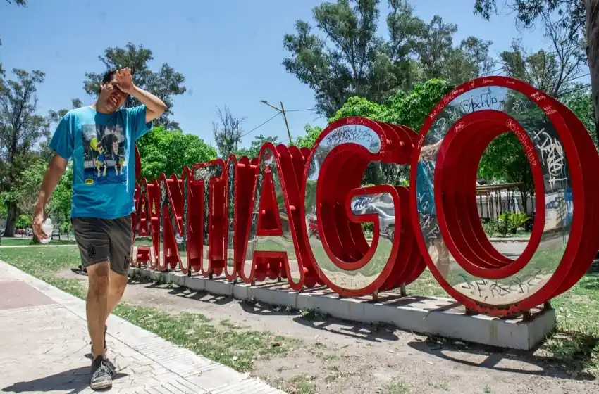Casi todo el país superó los 30 grados y 18 provincias mantienen alerta amarilla