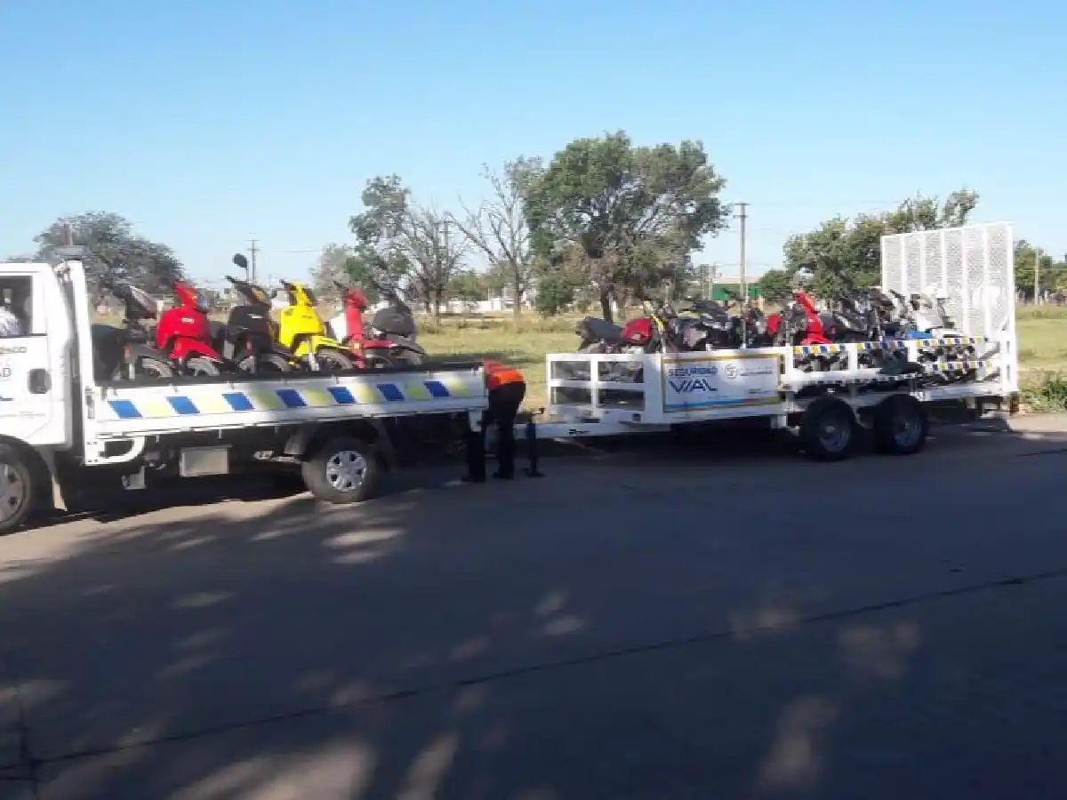 Retuvieron 30 motocicletas en control vial