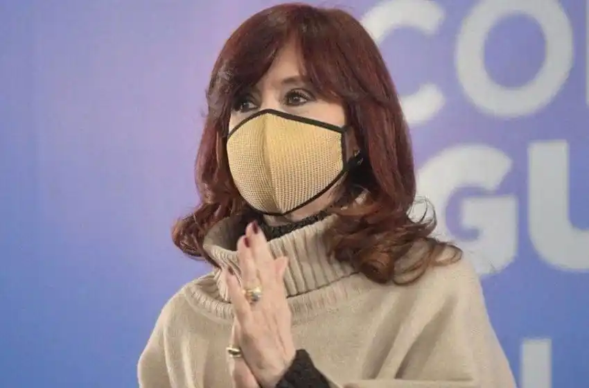 «Los estragos de las dos pandemias, la del macrismo y la del coronavirus»: la picante frase de Cristina Kirchner