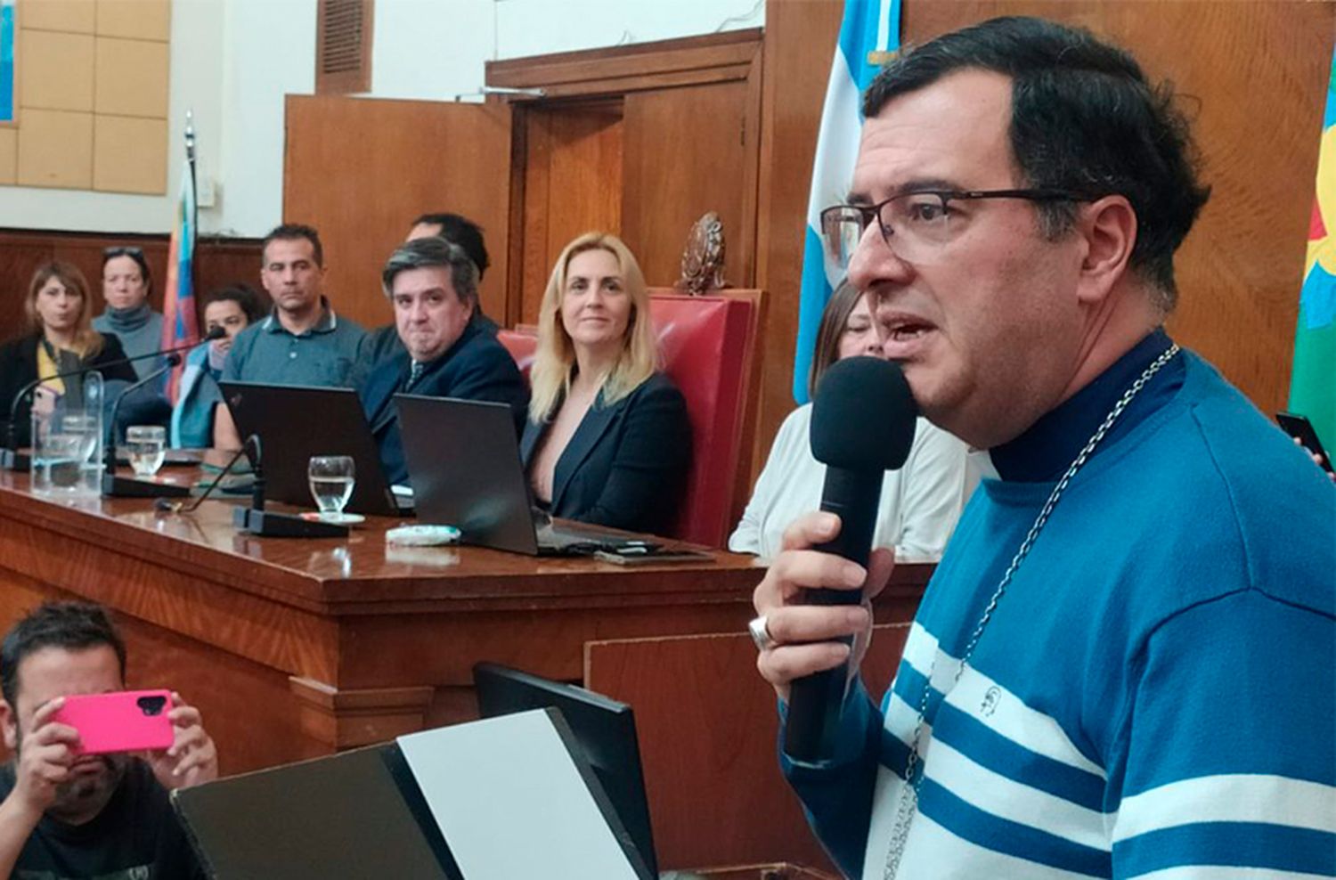 Reconocimiento a Mestre en el HCD: "Un pastor que nos dejó su marca"