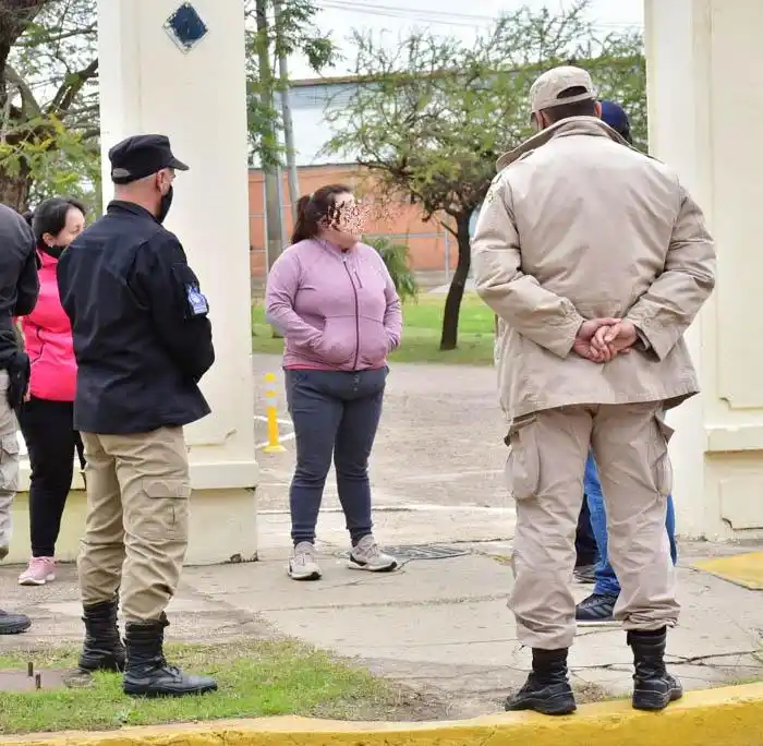 Uso de barbijo obligatorio y prohibición de fiestas privadas