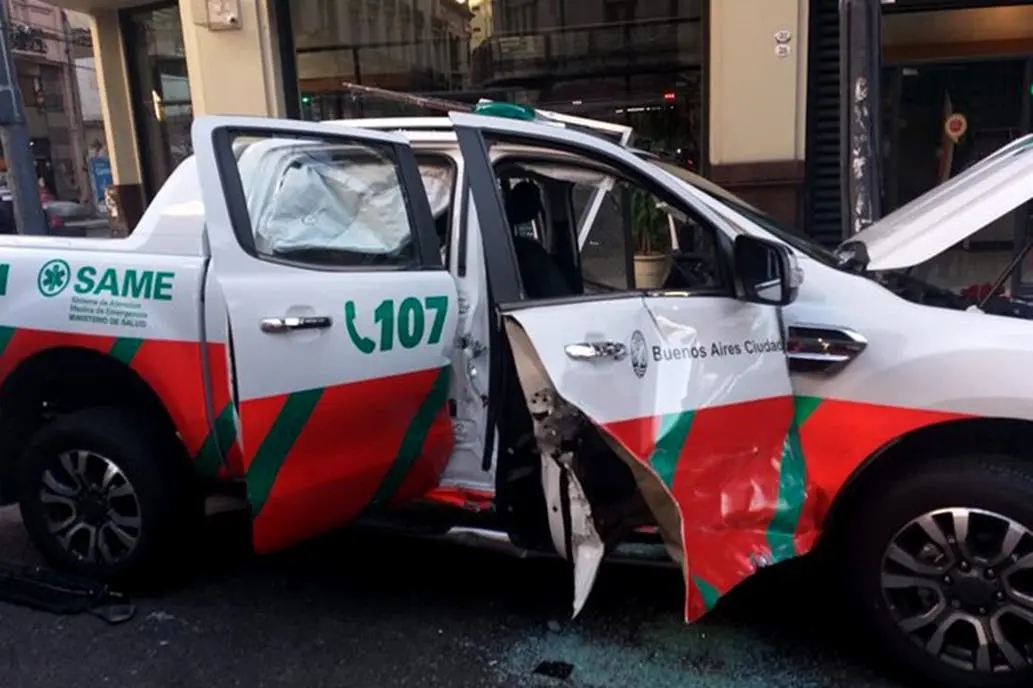 Chocó la camioneta donde viajaba el titular del Same