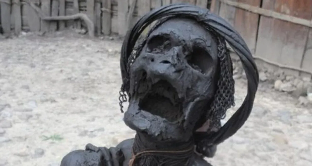 Los restos revelaron técnicas anteriores a las chilenas y egipcias. Imagen: Hung et al., PNAS, 2025