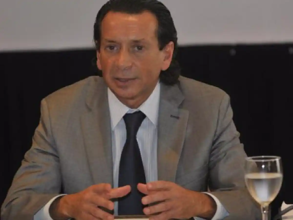 "El bono será obligatorio para el sector privado", afirmó Sica