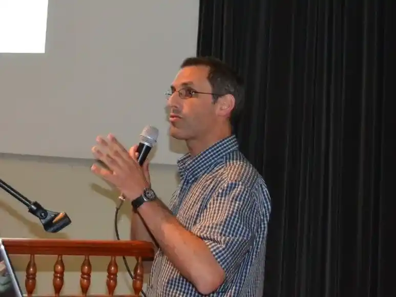 Santiago Nava