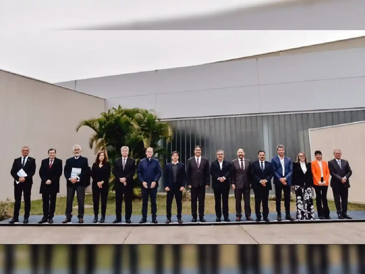 La Liga de Gobernadores se reúne para analizar las primeras medidas de Massa