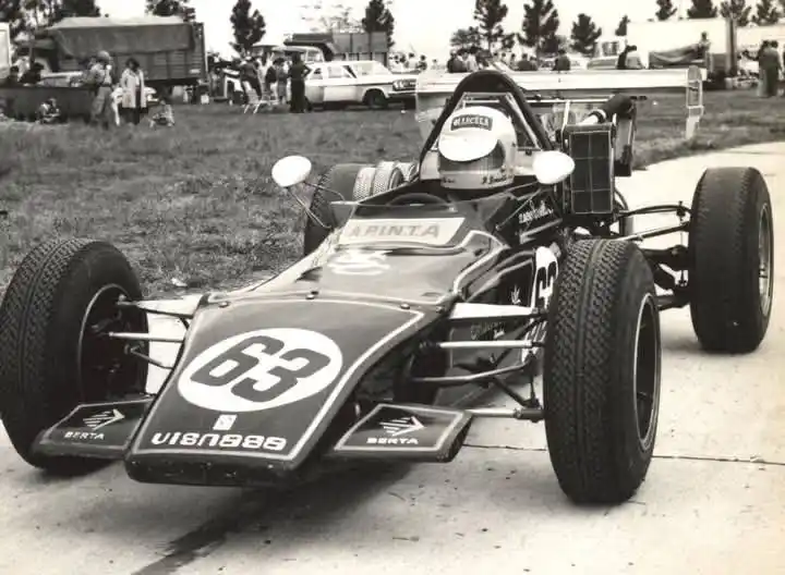 Próspero César Bonelli, una leyenda del automovilismo entrerriano, celebró sus 82 años