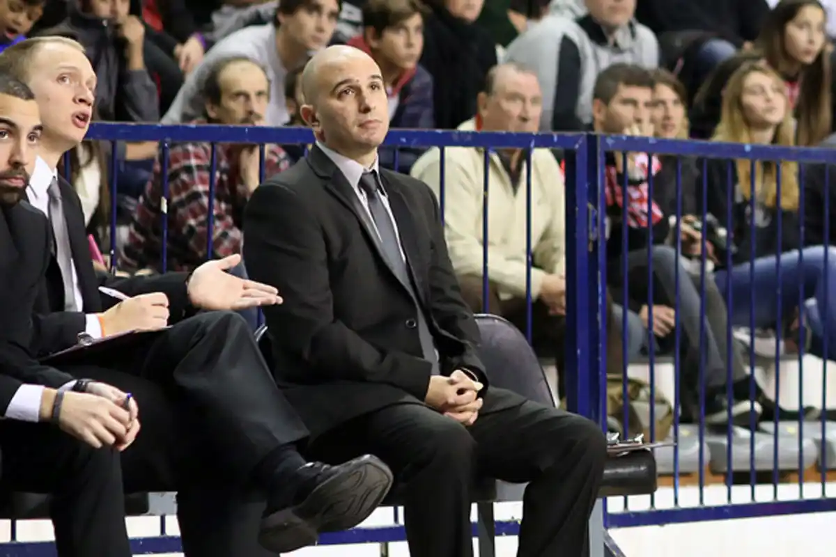 Mariano Rodríguez es el nuevo técnico de Peñarol