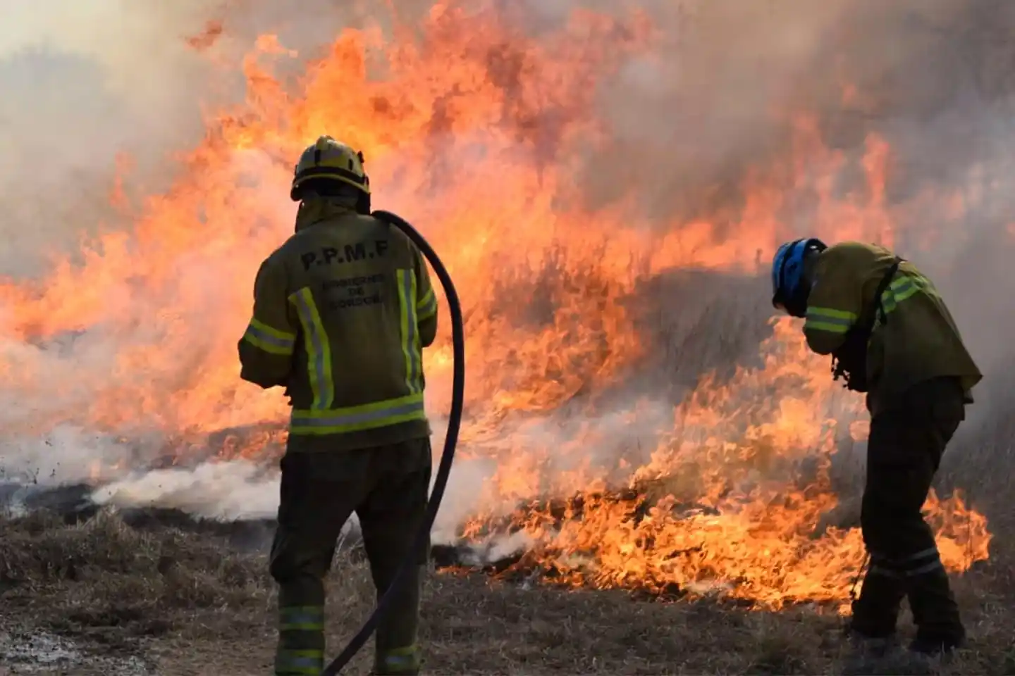 Anunciaron un proyecto para restaurar los daños ocasionados por el fuego en Córdoba