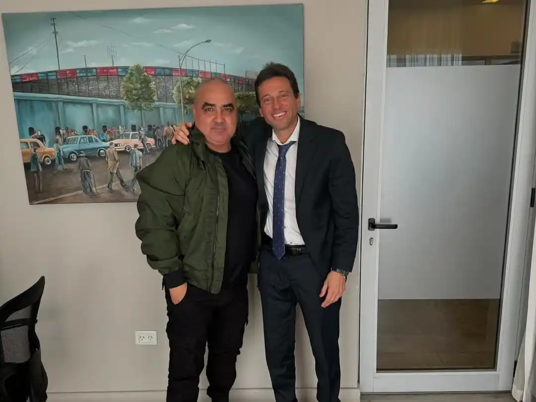 Sendoa junto a Marcelo Moretti,  presidente de San Lorenzo que se encuentra de licencia.