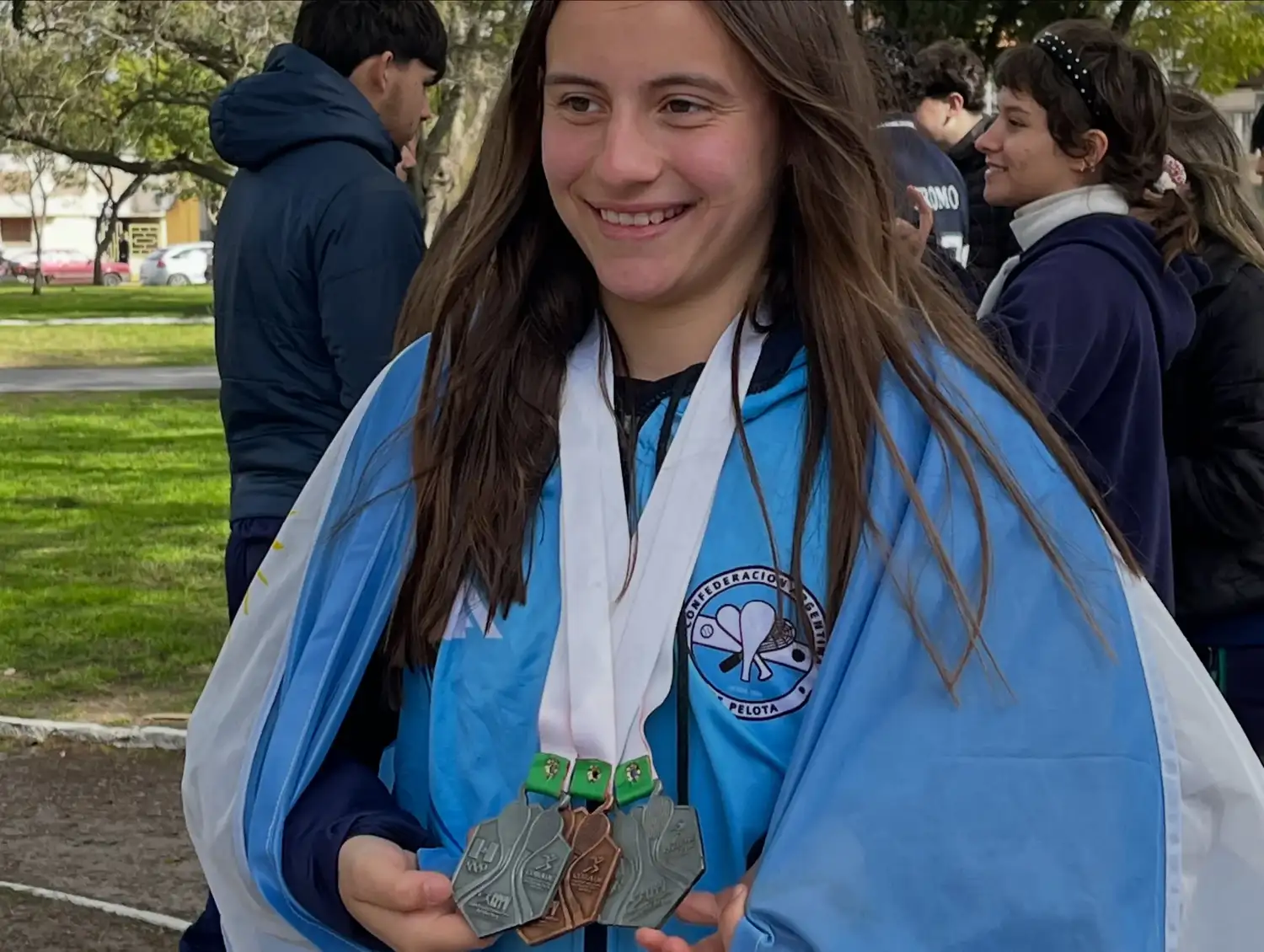 Alma Lardit, orgullo de Nogoyá: la joven pelotari volvió del Panamericano con tres medallas