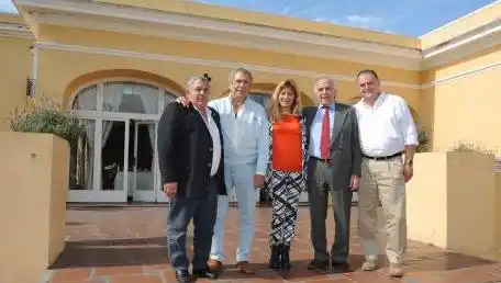 De Lucía se reunió con intendentes en San Nicolás
