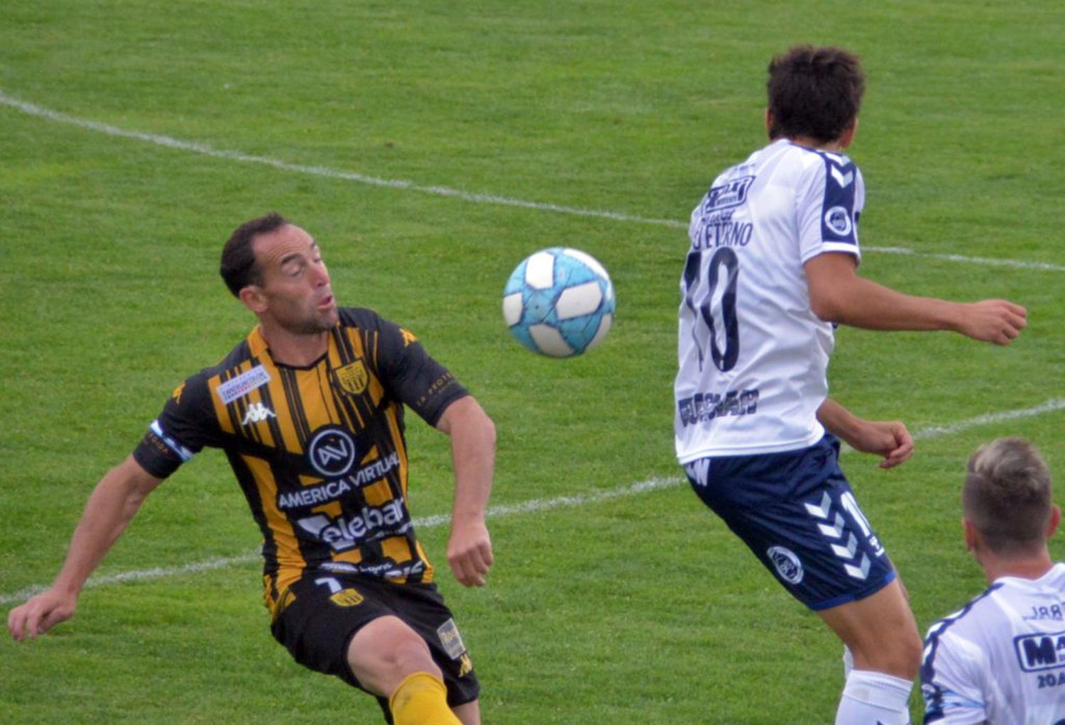 Mariano González, a cargo de Santamarina-Chacarita