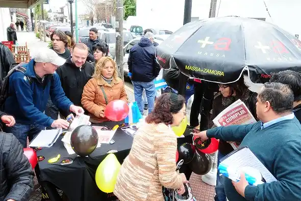 El massismo insiste: Juntan firmas contra la reforma del Código Penal en Pacheco