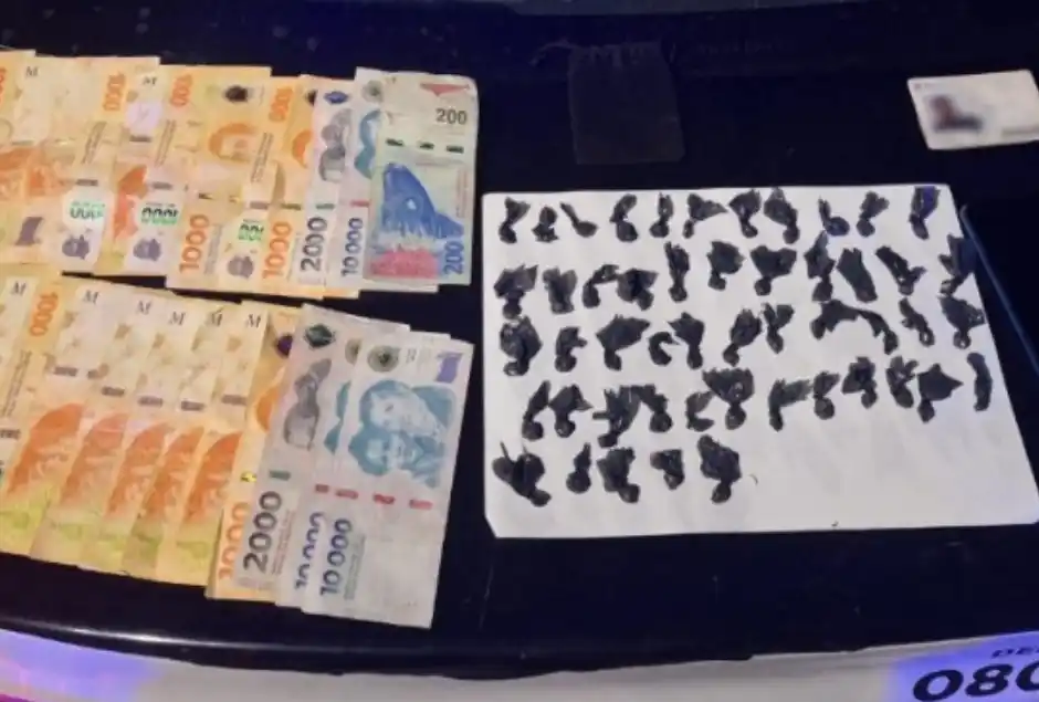 Dinero y droga secuestrada.