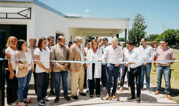 En Clodomiro Ledesma, el gobernador inauguró el nuevo edificio del centro de salud
