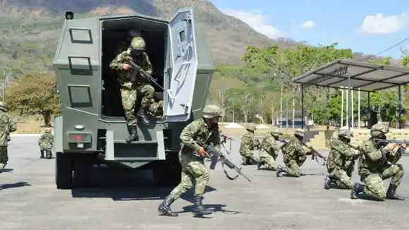 ¡MOVIMIENTO DE TROPAS! Colombia refuerza la seguridad en el Arauca