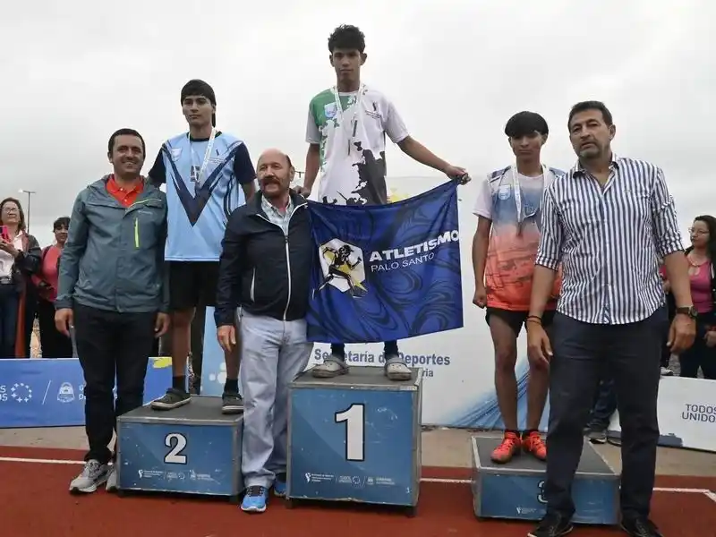 El atletismo sub 18 tuvo
un Provincial para la historia