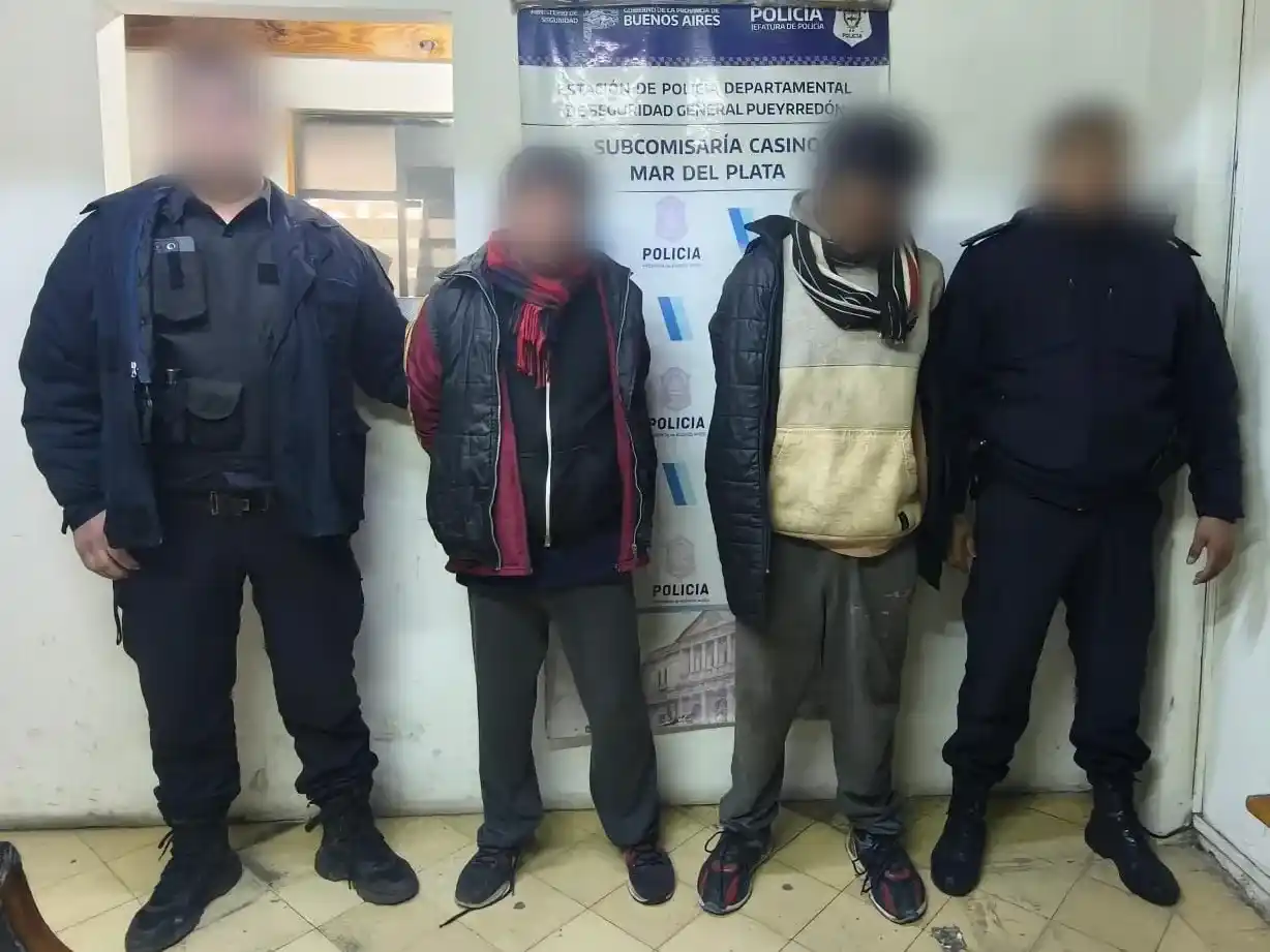 La Patrulla Municipal labró infracciones por acampar en la vía pública y por obstaculizar un procedimiento de inspección.