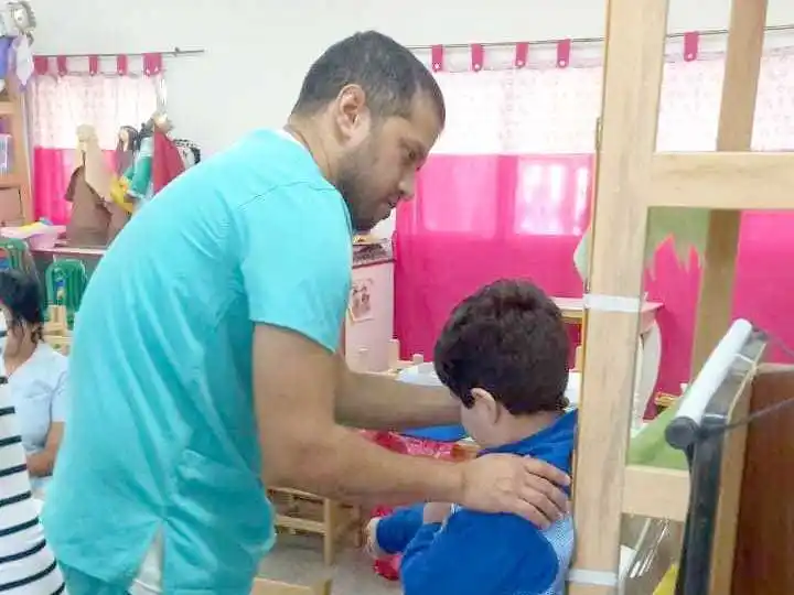 Completos controles de 
salud y charla en el JIN N.o 9