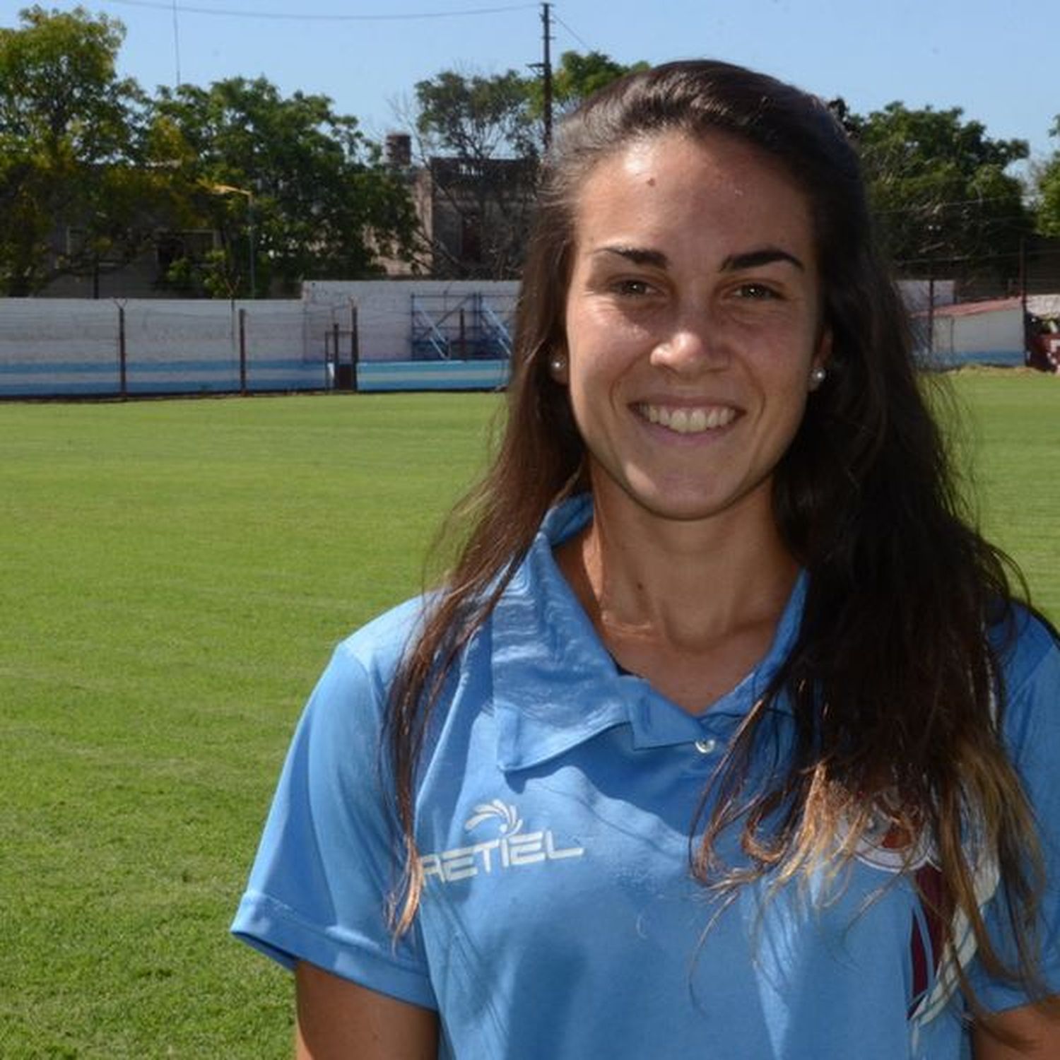 Triunfo de UAI Urquiza, con Agustina Barroso