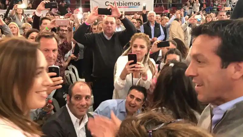 Los candidatos de Cambiemos con los referentes nacionales