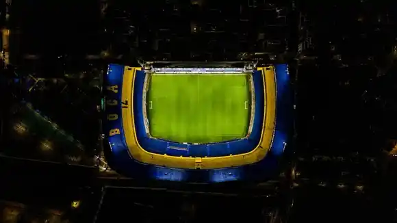 La Justicia dispuso la clausura preventiva de una tribuna en La Bombonera por �Sdeficiencias edilicias⬝